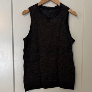 Lululemon Women’s Tank Top, Size 8